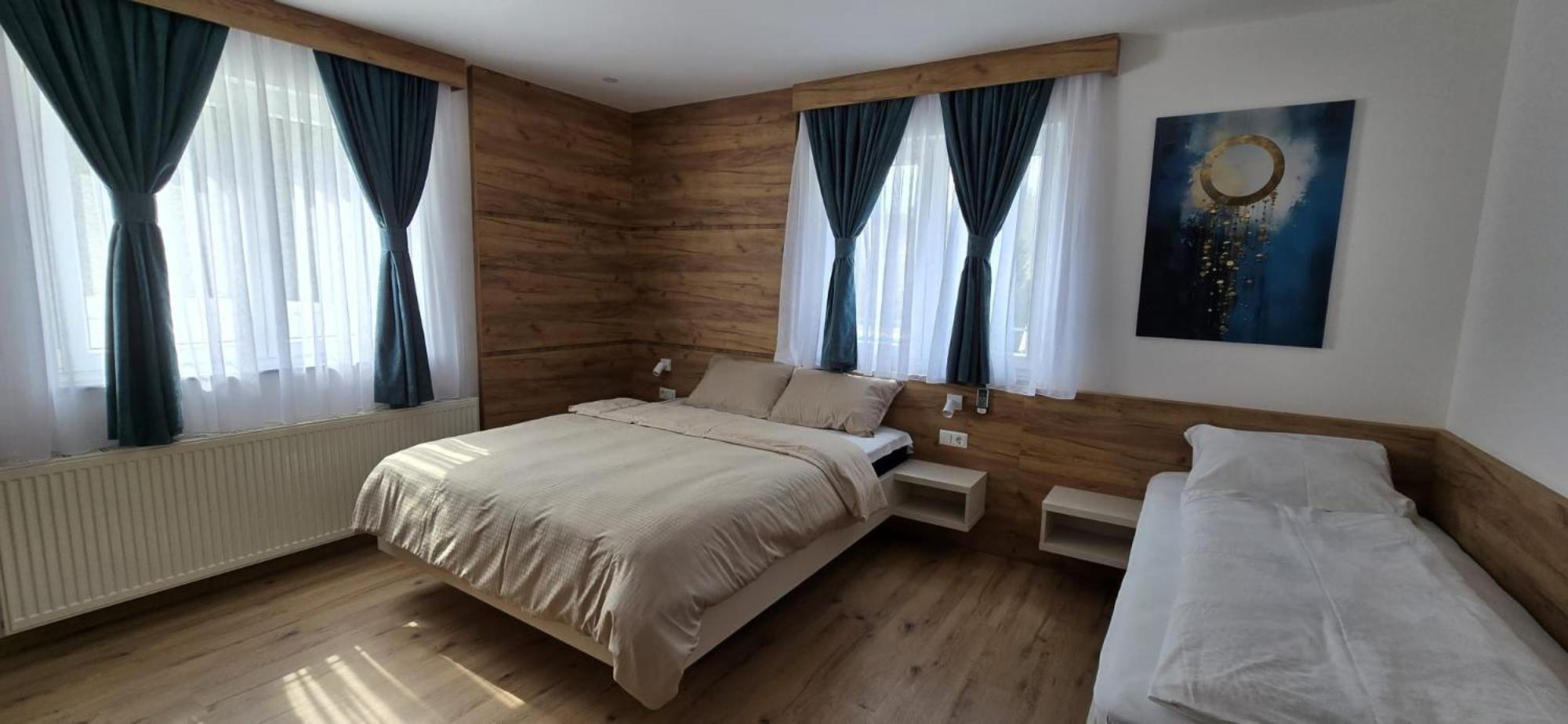 Motel "Kula" Cazin Exteriör bild