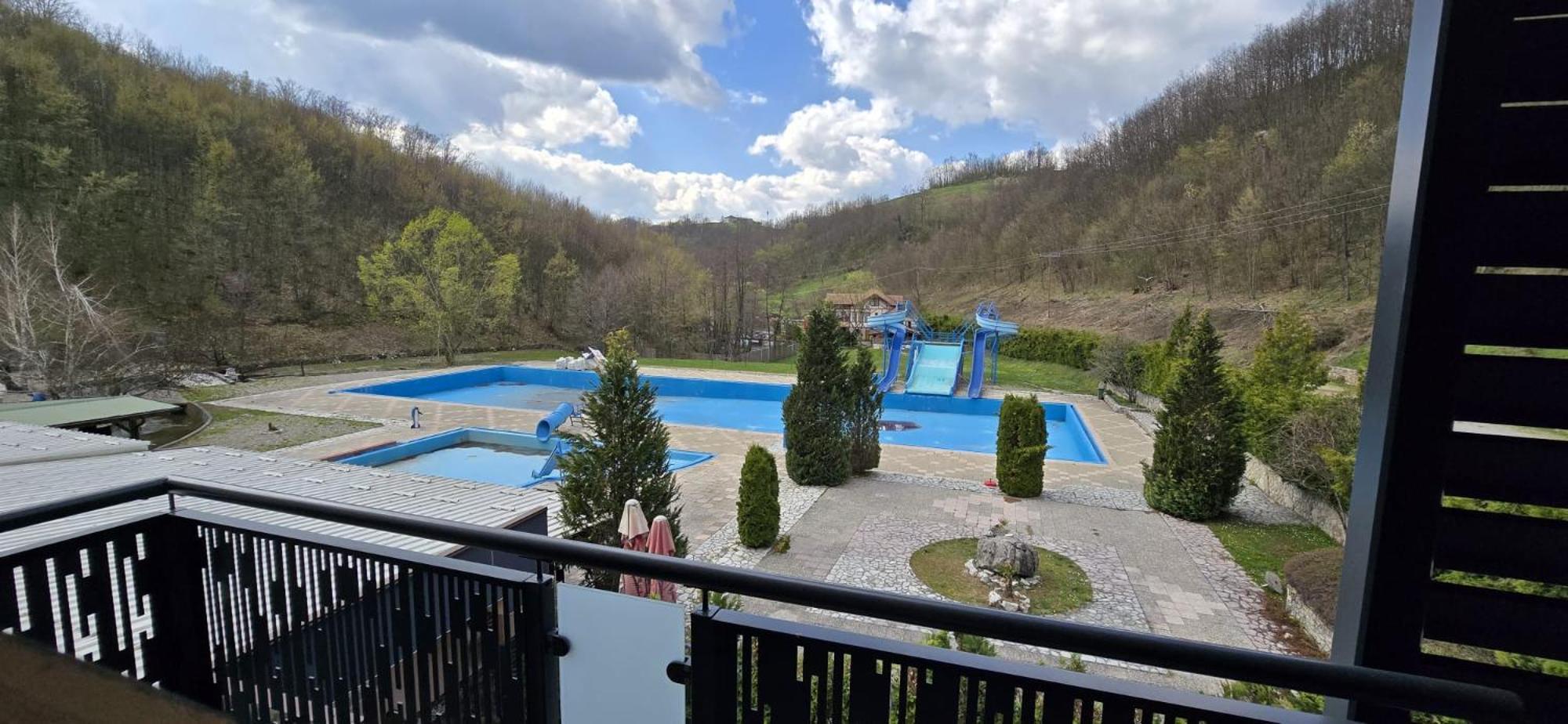 Motel "Kula" Cazin Exteriör bild