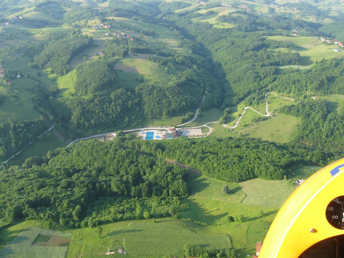 Motel "Kula" Cazin Exteriör bild