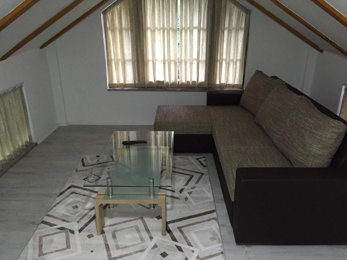 Motel "Kula" Cazin Exteriör bild